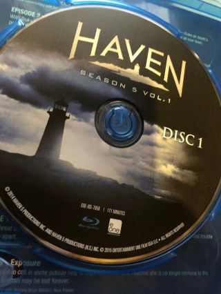 Haven: Season 5,  Volume 1 Blu - Ray 4 Disc Set RARE Stephen King VG SHAPE 2014 3