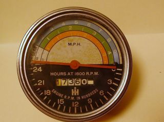 Vintage International Harvester,  Tachometer,  Speedometer & Hour Meter Gauge,  Nr S