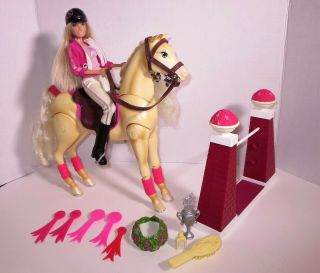 2006 Barbie And Jumping Tawny Doll & Neighing Horse Gift Set Rare Collectible