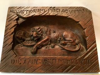 " Lion Of Lucerne " Wood Carved Plaque Sculpture Souvenir Antique 19c,  Museum Qual.