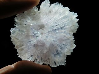 A Very Rare Quartz Crystal FLOWER Cluster From Brazil 36.  8gr e 3