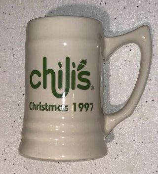 RARE Vintage VTG Chili ' s Bar & Grill Christmas 1997 Beer Mug Stein Restaurant 2