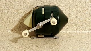 Vintage Dark Green Zebco 202 Fishing Reel With Metal Shoe And Great