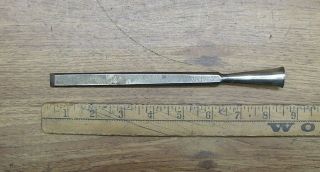 Antique T.  H.  Witherby Bevel Edge Socket Chisel,  1/2 " X 8 - 3/16 ",