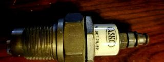 Antique Brass & Porcelain ASKO “775” Spark Plugs Patent date 10 - 25 - 1921 3