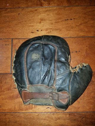 Early Antique A.  J.  Reach Basemans Mitt Baseball Glove