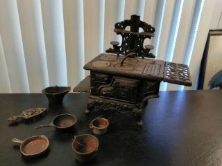 Antique Cast Iron Salesman Sample Miniature Toy American Stove & Accessories