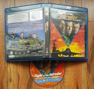 /1155\ Flight Of The Intruder Blu - Ray (paramount / Lionsgate / Maple) Rare & Oop