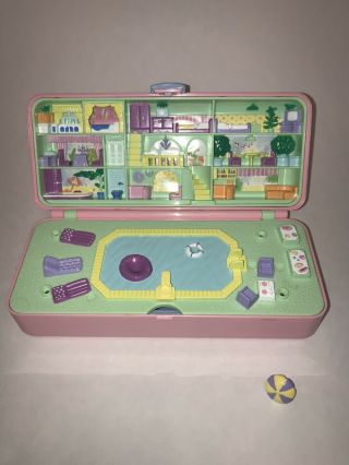Vintage Polly Pocket - Pool Party Playset - Compact And 1 Umbrella - 1989 Bluebird