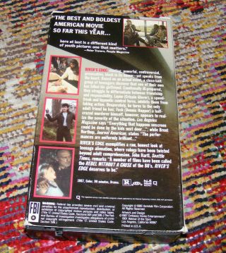 RIVER ' S EDGE VHS RARE Embassy 1987 Cult Classic Keanu Reeves Crispin Glover GOOD 2