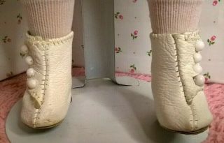 VINTAGE WHITE LEATHER BOOTS SOCKS fit 15 