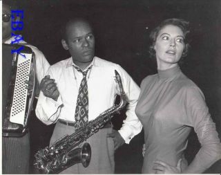 Ava Gardner Busty Candid By Saxaphone Player Rare Photo