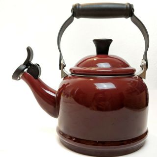 Le Creuset Demi Tea Kettle Burgundy Rare Discontinued Color 1.  1l 1.  25q