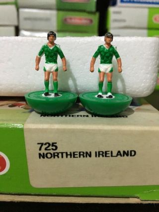 Subbuteo Lw Team - Northern Ireland Ref 725.  Team.  Rare