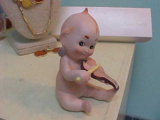 Vintage 4 " Kewpie Doll Baby Playing Violin Bisque Figurine Ardalt Japan 6490d