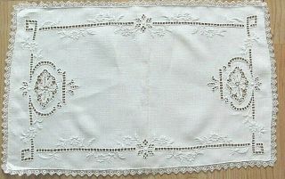 Exquisite Antique Embroidery Lace Linen Placemats Set Of 4