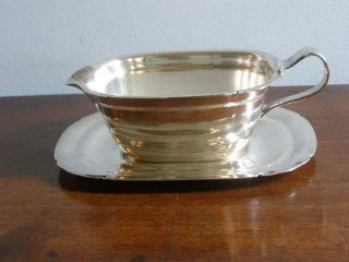 Vintage Reed And Barton Silverplate Gravy Boat With Tray