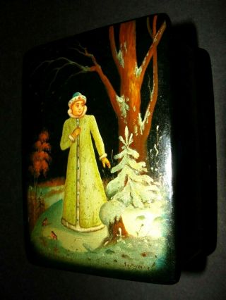 Fedoskino Russian Lacquer Hand Painted Signed Sleeping Snow Girl.  Rare.  1977