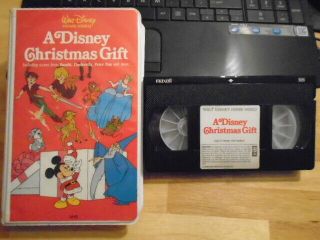 Rare Oop A Disney Christmas Gift Vhs Video 1982 Bambi Peter Pan Cinderella Pluto