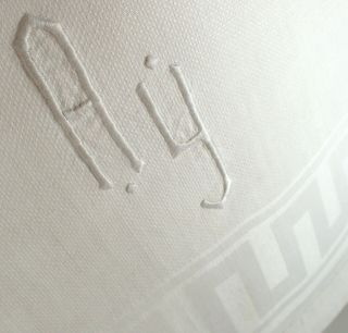 Antique Vtg White Damask Greek Key Linen Hand Embroidered Guest Towel Monogram