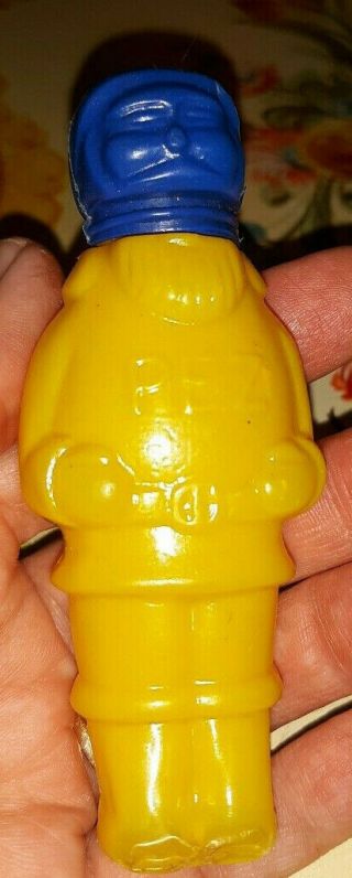 Rare Vintage Pez Candy Container Santa Claus Soft Yellow Body Blue Head