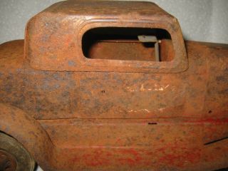 RARE TIN TOY GIRARD FIRE CHIEF CAR TRUCK RUSTY 1940s ? WIND UP 3