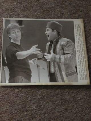 Paul Mccartney & Elton John At Live Aid - Rare Press Photo.  The Beatles