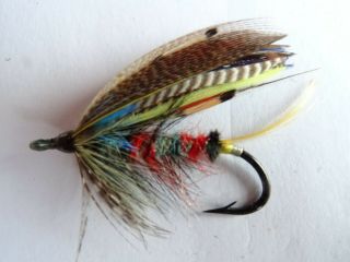 A FINE EARLY 20TH CENTURY GUT EYED BUTCHER SIZE 1 SALMON FLY 2