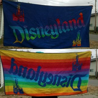 Disneyland Beach Towel Disney Exclusive Rainbow Stripe Rare