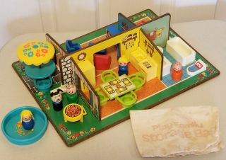Rare Vintage Fisher Price Little People Play Family 909 Play Rooms Set Complete