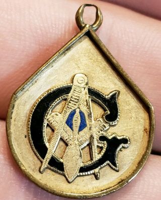 Rare 1900s Gold Tone Masonic Freemason Square & Compass Trowel Medal Pendant Fob