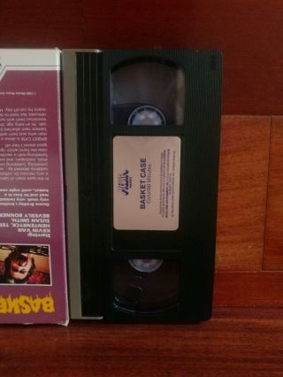 Basket Case VHS Media Home Entertainment Early Print Horror Cult Film Rare & HTF 3