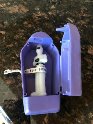 Vintage Rare 1996 Taco Bell Kids Meal Toy - Goosebumps Purple Coffin with Mummy 2