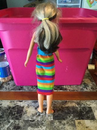 Vintage 1973 Ideal Tiffany Taylor Doll Rainbow Dress - HAIR Is Blonde & Black 3