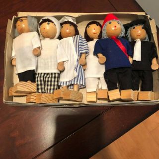 Vintage Wooden Peg Dolls (set Of 6)