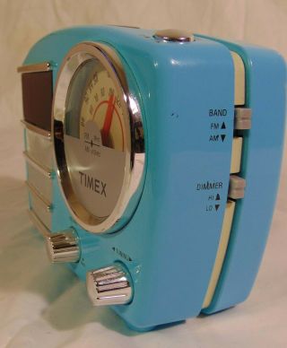 Timex T247L S Alarm Clock Radio Blue Retro Style 2