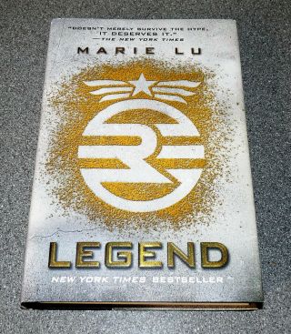 Legend - Marie Lu - 1st U.  S.  Edition 2011 Signed Hardback Rare