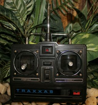 Rare Vintage Traxxas 2 Channel Radio Remote Control Rc 3510 Box Transmitter