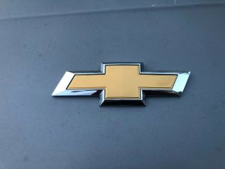 2015 - 17 Chevy Suburban Tahoe Rear Tailgate Emblem Gold 22814069 Logo Rare
