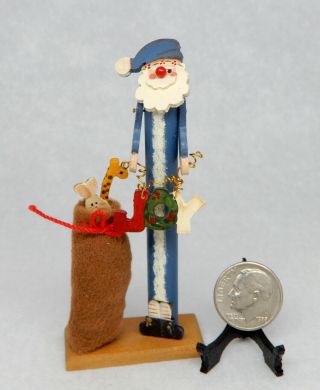 Vintage Yahna Folk Art Santa Claus Statue Artisan Dollhouse Miniature 1:12