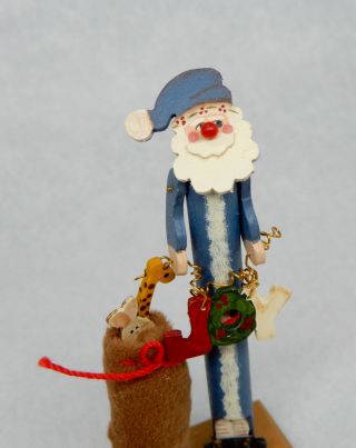 Vintage Yahna Folk Art Santa Claus Statue Artisan Dollhouse Miniature 1:12 3