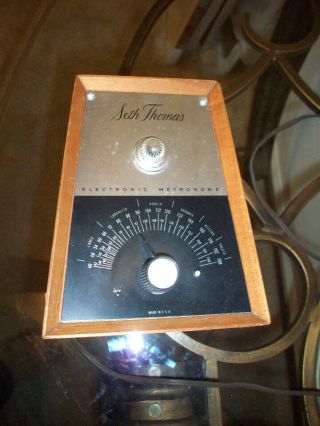 Vintage Seth Thomas Metronome Electronic Model E962 - 000 Wood Made In Usa Sh