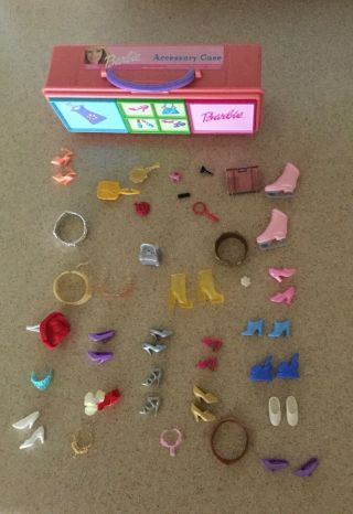 Vintage 1999 Mattel Barbie Accessory Carrying Storage Case w/accessories shown 2