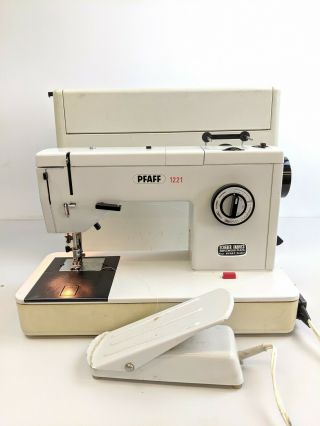 Rare Pfaff 1221 Classic Electronic Sewing Machine With Foot Controller