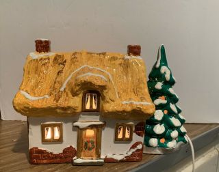 Rare Dept 56 Snow Village English Cottage (1982),  With Light Cord