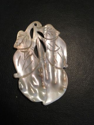 Vintage Carved Chinese Mother Of Pearl Shell Blister Pearl Pendant Fruit Leaf 2