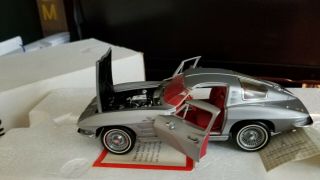 Franklin 1963 Chevrolet Corvette 1:24 Fiberglass Model & Rare