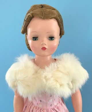 Vintage Fur Stole " Ermine " Madame Alexander Cissy Doll Miss Revlon,  Toni,  Bisque