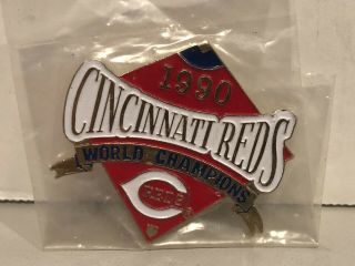 1990 Cincinnati Reds World Champions Mlb Hat Pin Back Button 1 - 3/8 " Very Rare