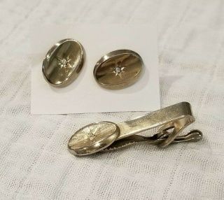 Oval Gold Tone Diamond Chip Star Cufflinks With Matching Tie Clip Vintage